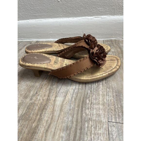 Lindsay Phillips Kitten Heel Size 8 Brown Y2K SwitchFlops Floral - Picture 7 of 12